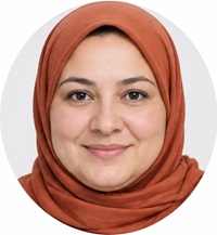 زینب احمدی